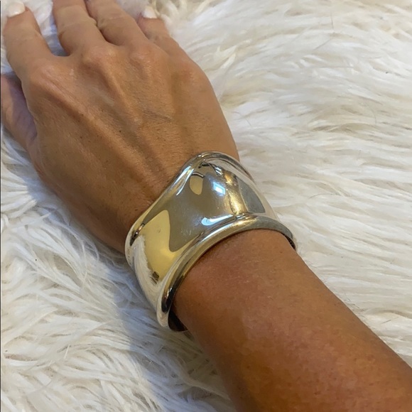 Tiffany & Co Bone Cuff Bracelet - Picture 9 of 10